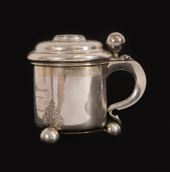 Dryckeskanna i silver, 1894