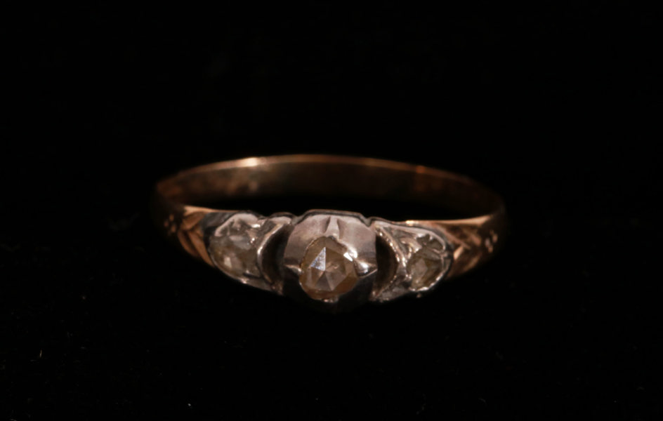 Ring i 18k