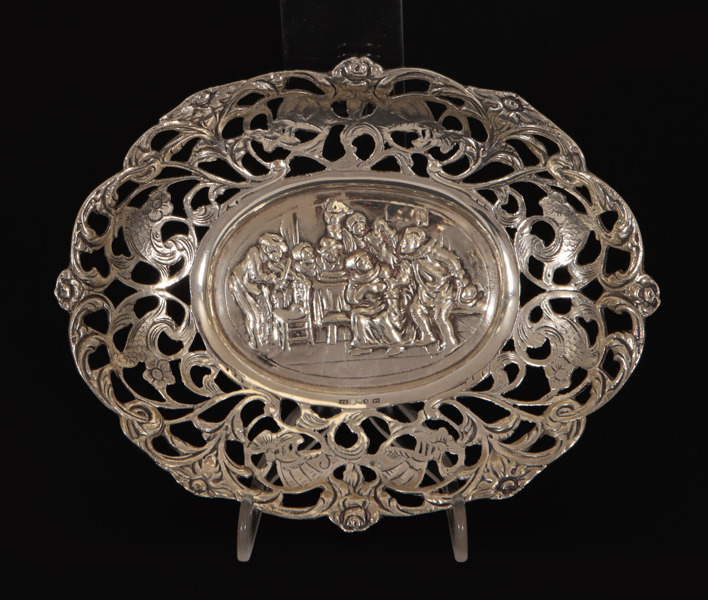 Dekorationsfat i silver, barockstil, 1900-tal