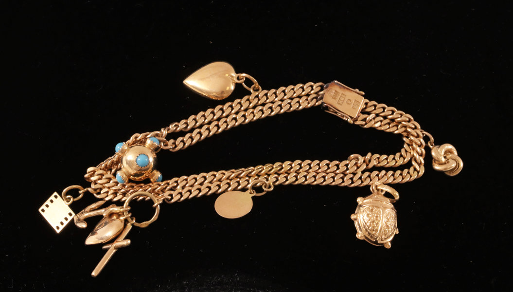 Armband med berlocker, 18k