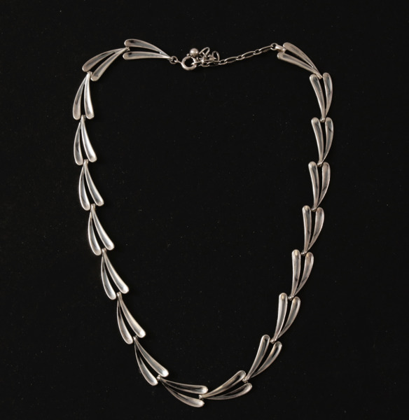 Halsband i silver