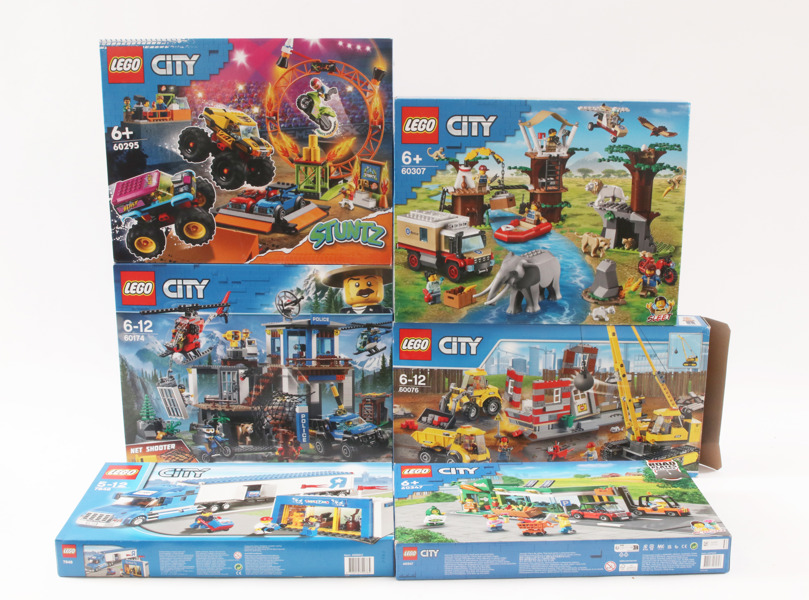 Kartonger med LEGO 6st, City