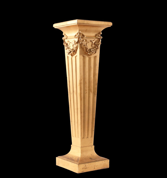 Piedestal, gustaviansk stil, 1900-talets början_17213a_8dc5ac43027895d_lg.jpeg