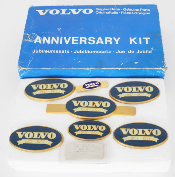 Bilemblem, "Anniversary kit - Volvo 1977"