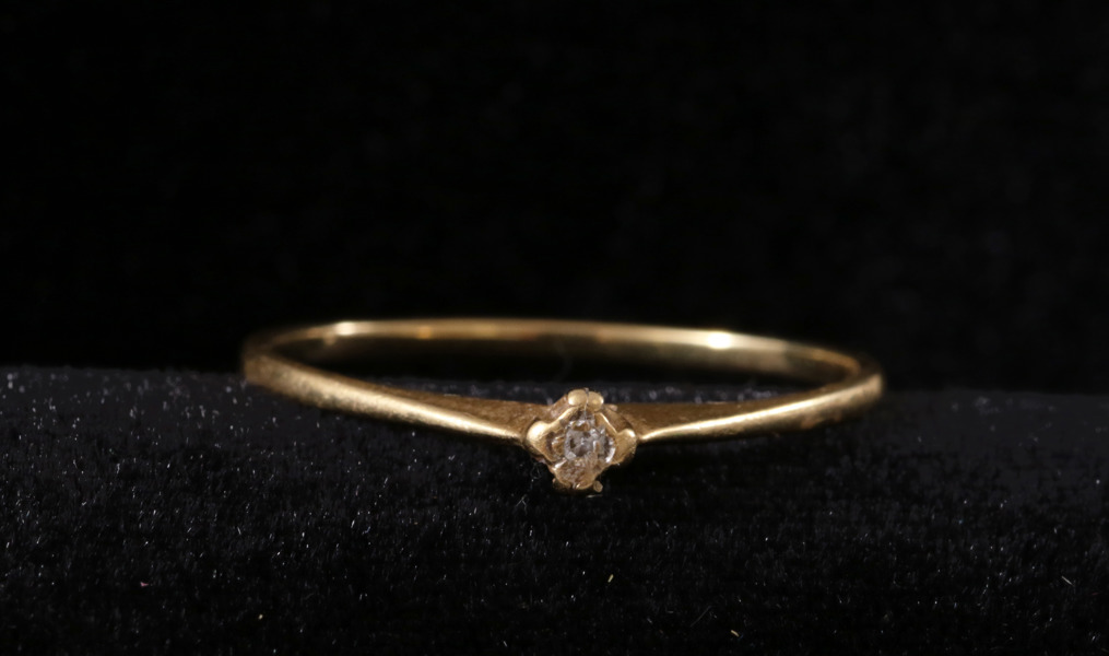 Enstensring i 18k