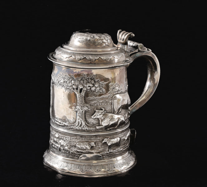 Dryckeskanna, sterlingsilver, England, London, 1743_20202a_8dc70100e6f4490_lg.jpeg