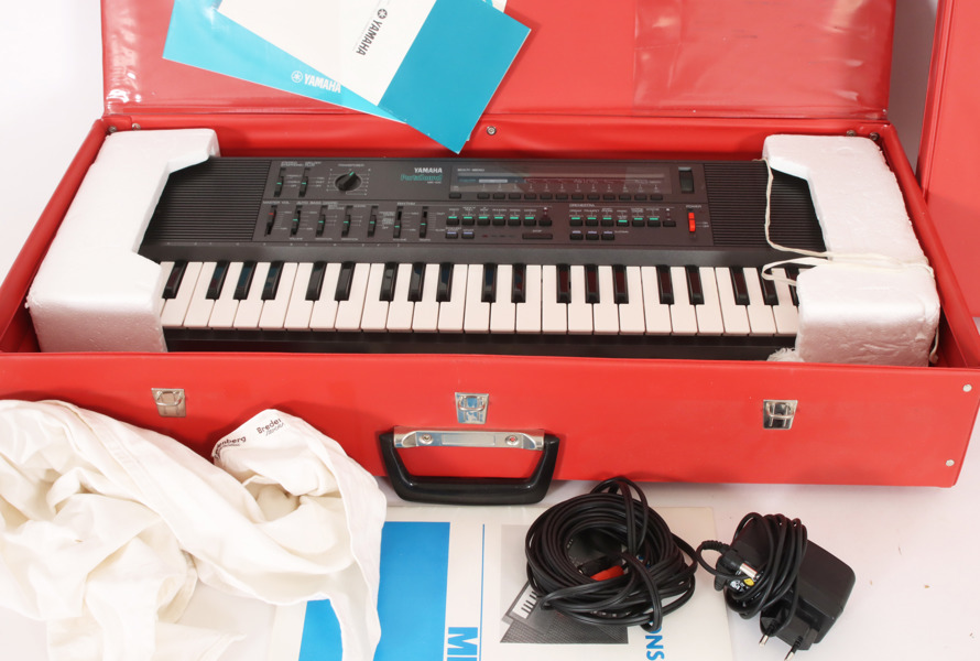 Keyboard, Yamaha MK100