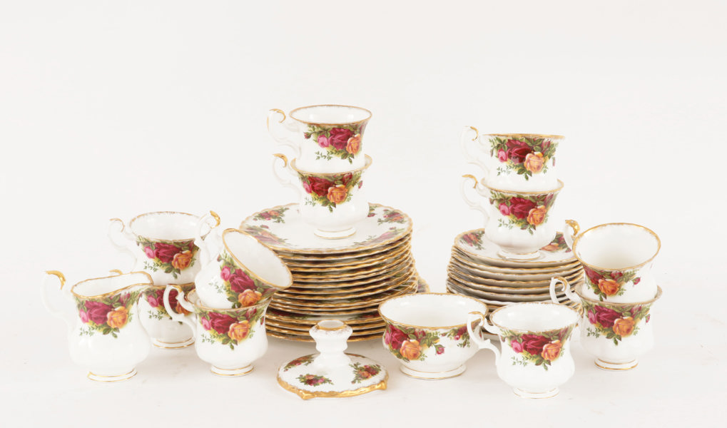 Kaffeservisdelar, "Old Country Roses", Royal Albert, England