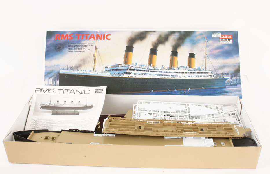 Byggsats, Titanic, Academy Minicraft