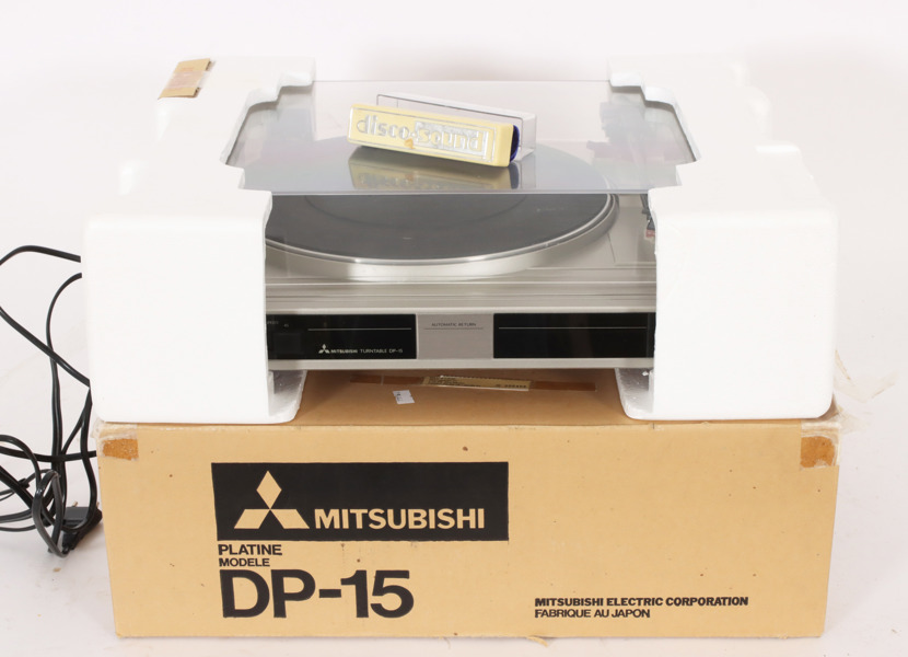 Skivspelare, Mitsubishi, DP-15