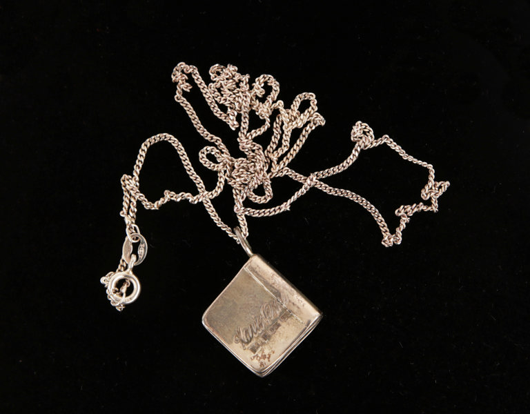 Halsband med hänge, sterlingsilver, Karin Ferner, Falun, 1991