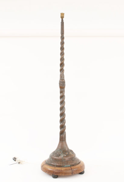 Golvlampa, jugend, 1900-talets början