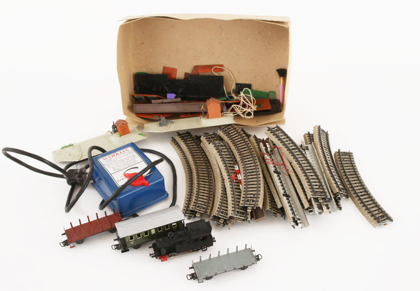 Parti tågdetaljer, mestadels Märklin