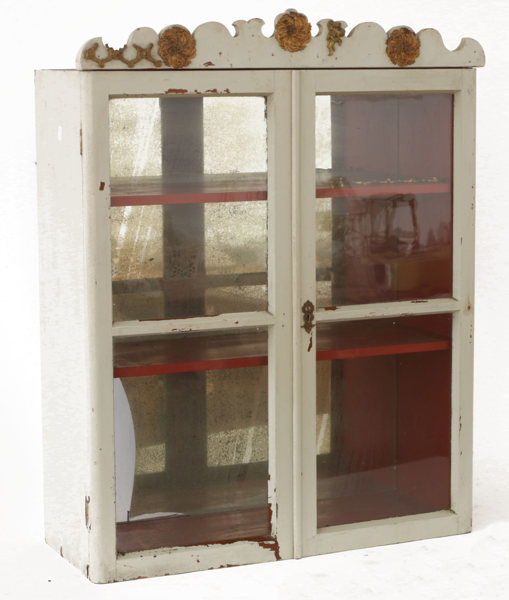 Väggvitrinskåp, 1800-talets slut