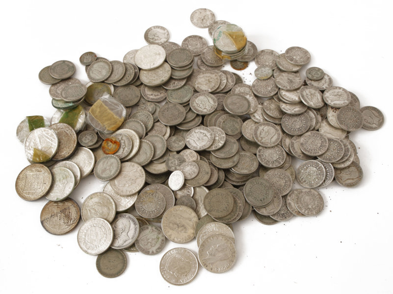 Parti svenska silvermynt, bl.a. före 1942