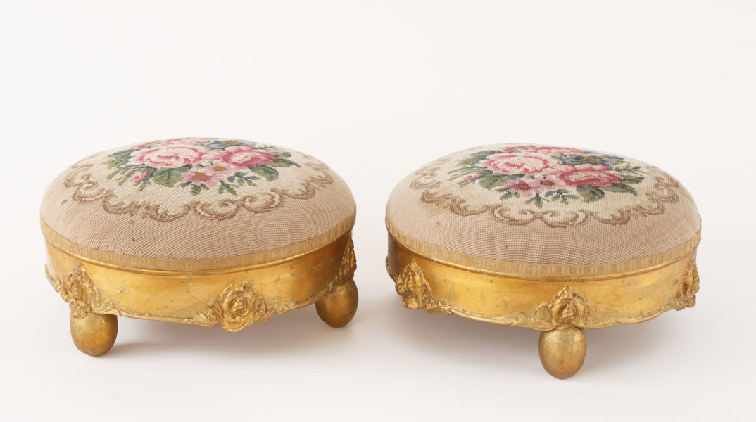 Fotpallar ett par, 1800-tal