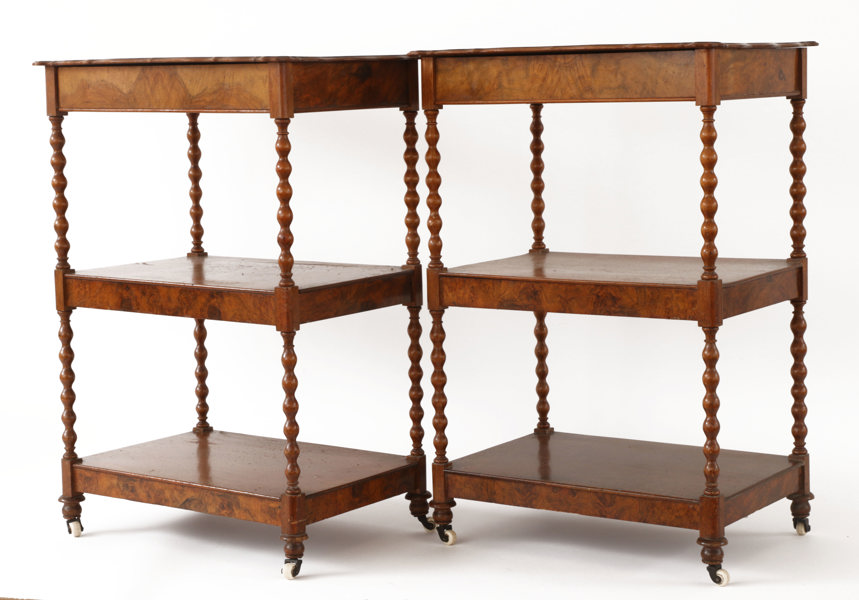 Nattduksbord ett par, 1800-talets slut