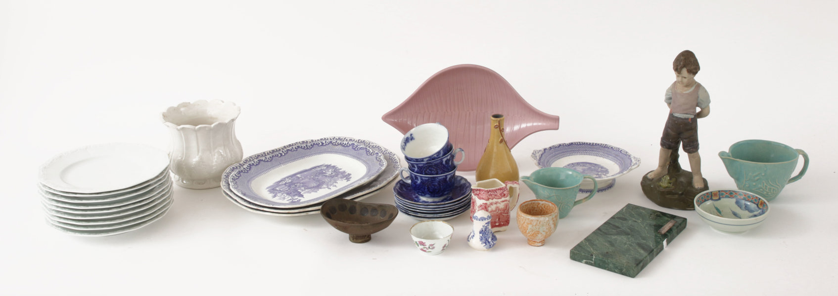 Parti porslin och keramik