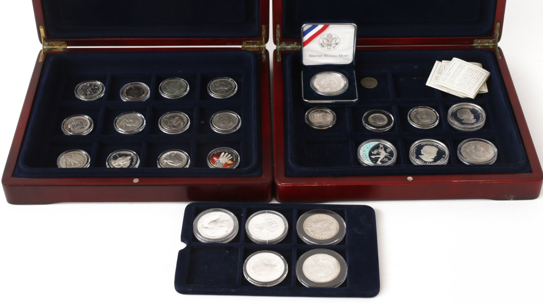 Silvermynt och medaljer 26 delar, mestadels USA