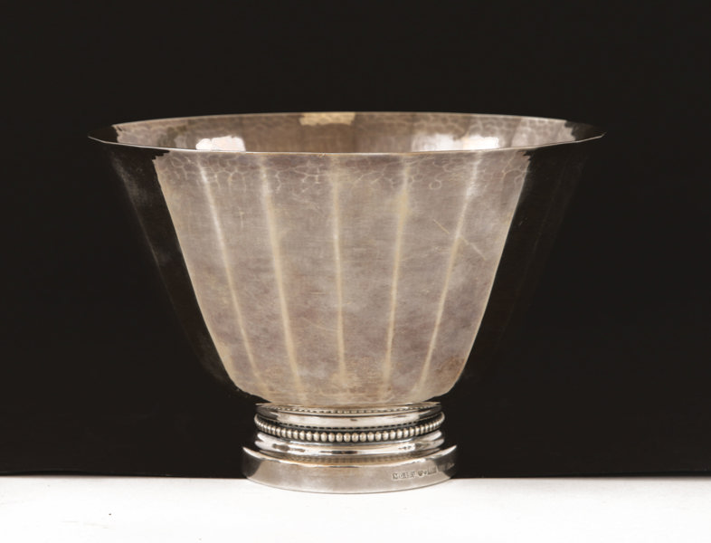 Skål på fot, silver, Eric Löfman för MGAB, 1976
