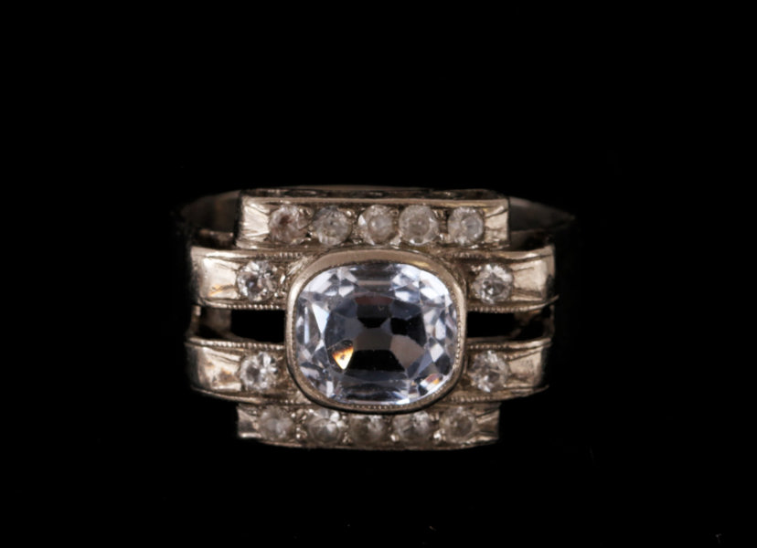 Ring i 18k vitguld, 1952