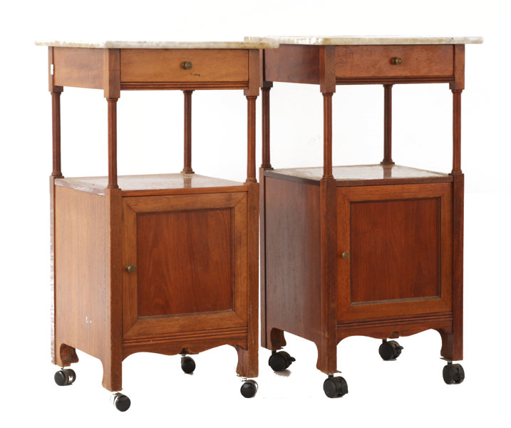 Nattduksbord ett par, jugend 1900-talets början