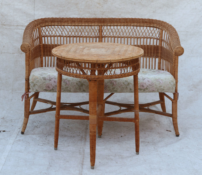 Soffa och bord, 1900-talets början