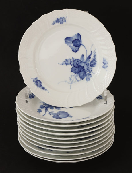 Förrättstallrikar 12st, "Blå blomster", Royal Copenhagen