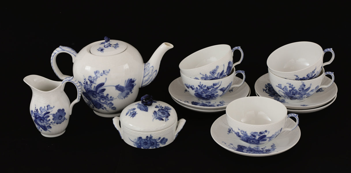 Teservisdelar, "Blå blomster", Royal Copenhagen