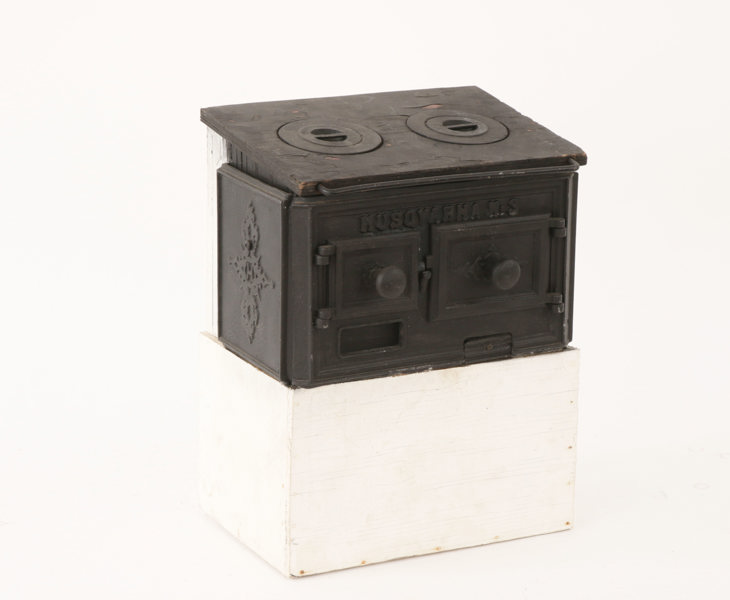 Postlåda tillverkad av barnspis, Husqvarna