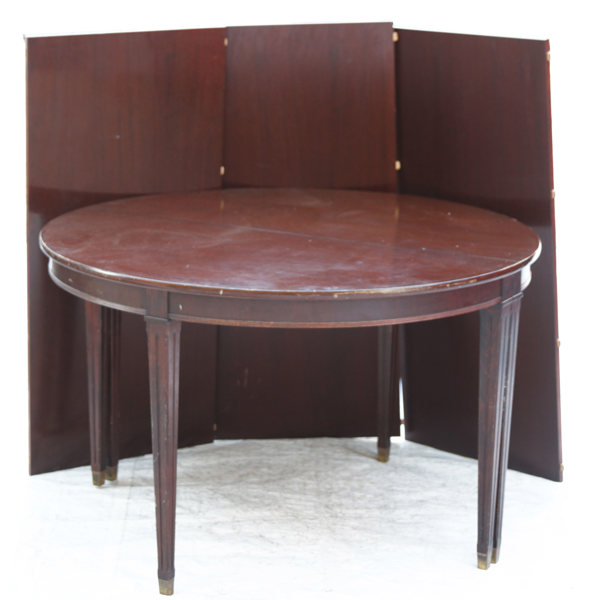 Matbord, gustaviansk stil, 1900-tal