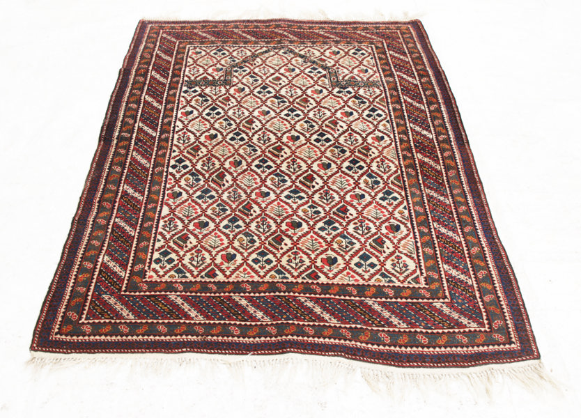 Handknuten matta, orientalisk