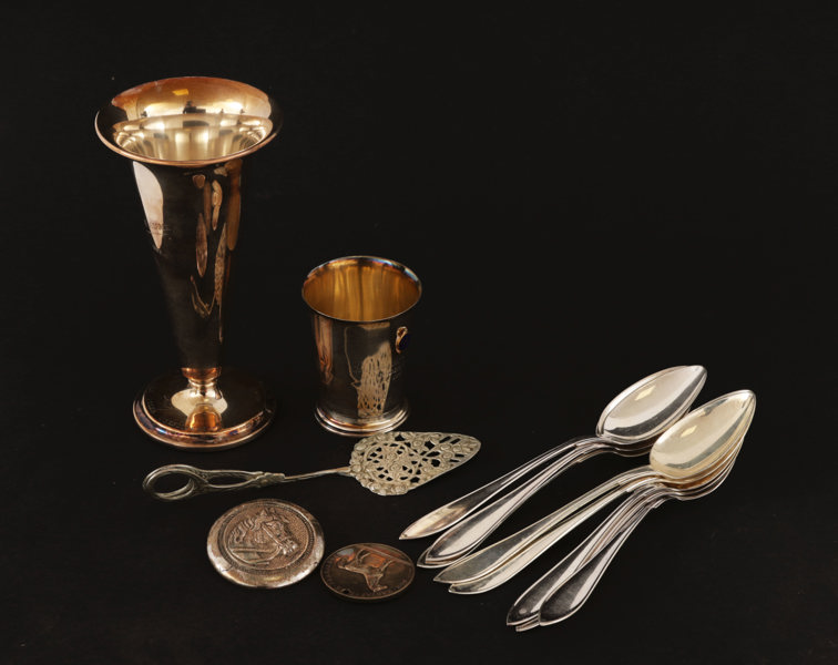 Parti silverföremål, bl.a. sterling