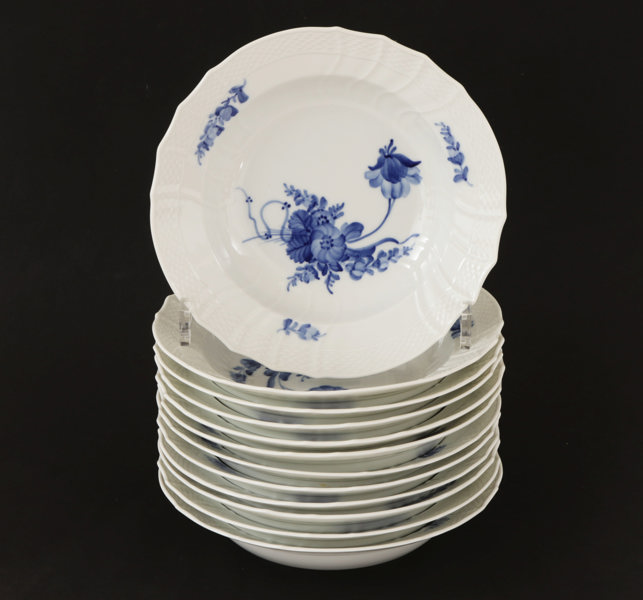 Djupa tallrikar 12st, "Blå blomster", Royal Copenhagen