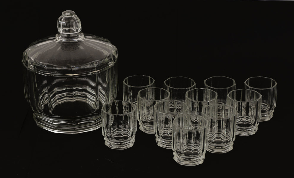 Bålskål med 11st glas, 1900-tal