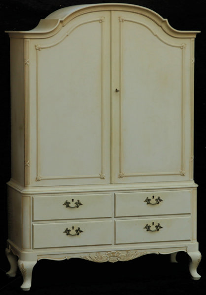 Salskåp, rokokostil, 1900-tal