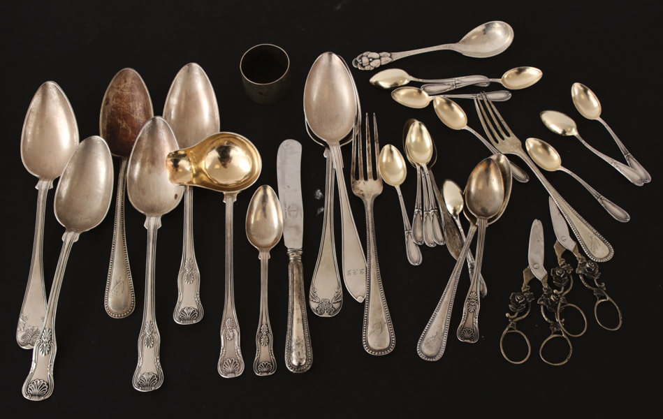 Parti silverföremål