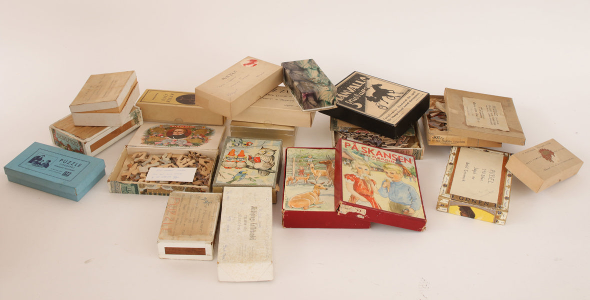 Parti pussel m.m. bl.a. 1900-talets första hälft