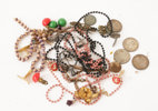 Parti smycken och mynt