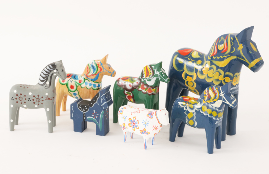 Träskurna figurer 7 delar