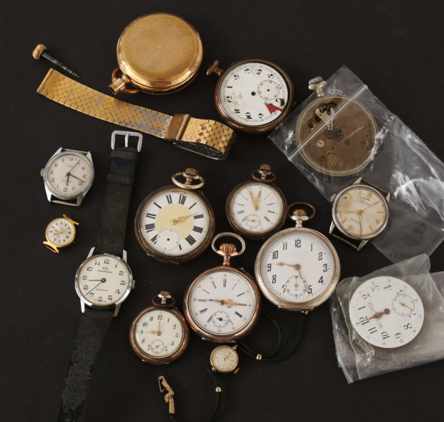 Parti klockor och delar