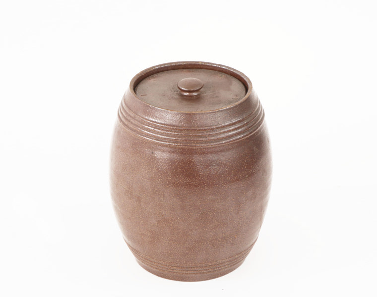 Kärl med lock, Höganäs, 18/1900-tal