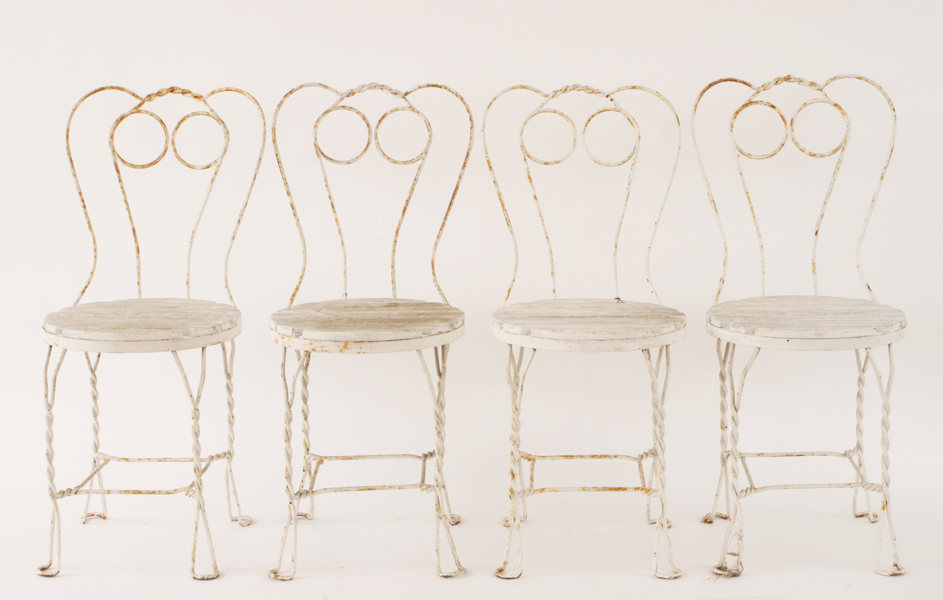 Caféstolar 4st, 1900-talets första hälft