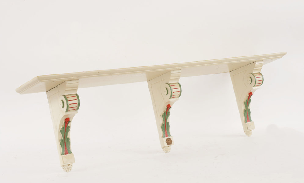 Vägghylla, nyrenässans, 1800-talets slut