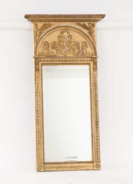 Spegel, sengustaviansk, 1800-talets början