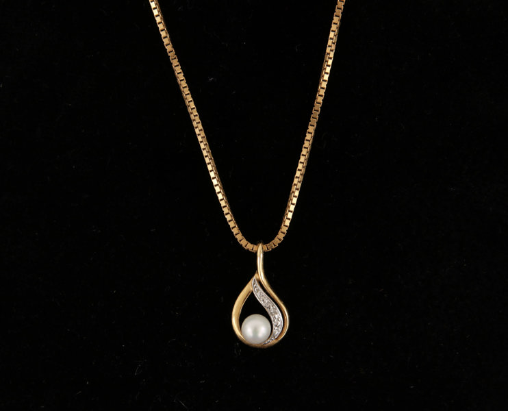 Halsband med hänge, 18k