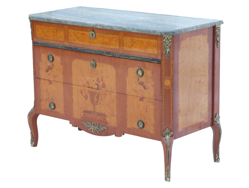 Byrå, gustaviansk stil, 1900-tal