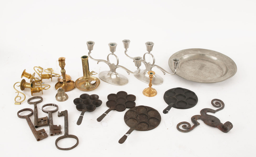 Parti metallföremål