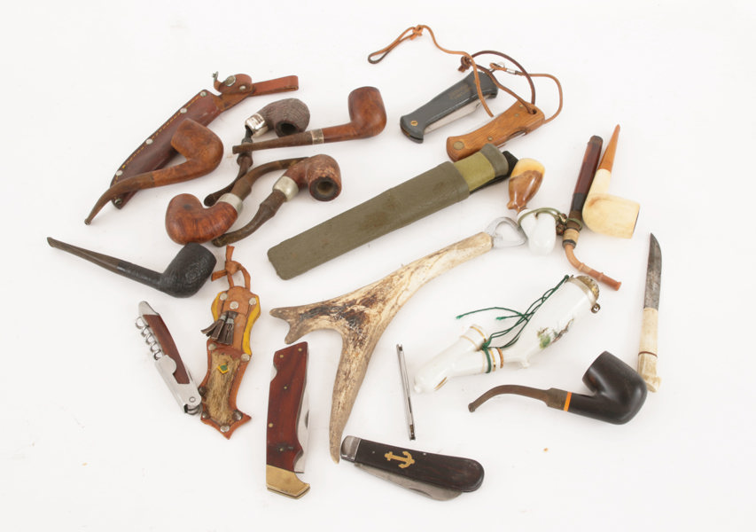 Parti pipor, knivar, m.m.