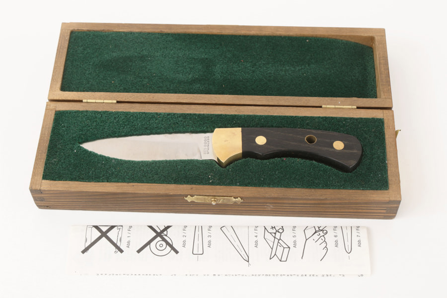 Kniv, Puma, Tyskland